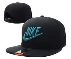 Nike Gorra [Ref. 26]